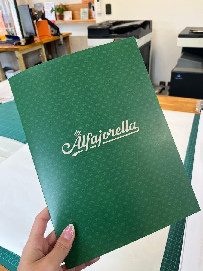 Carpeta con solapa