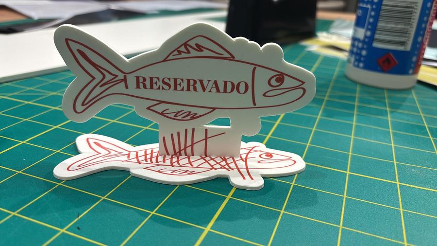 Señal en PVC cortado